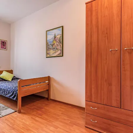 Apartment Awesome In With Wifi *